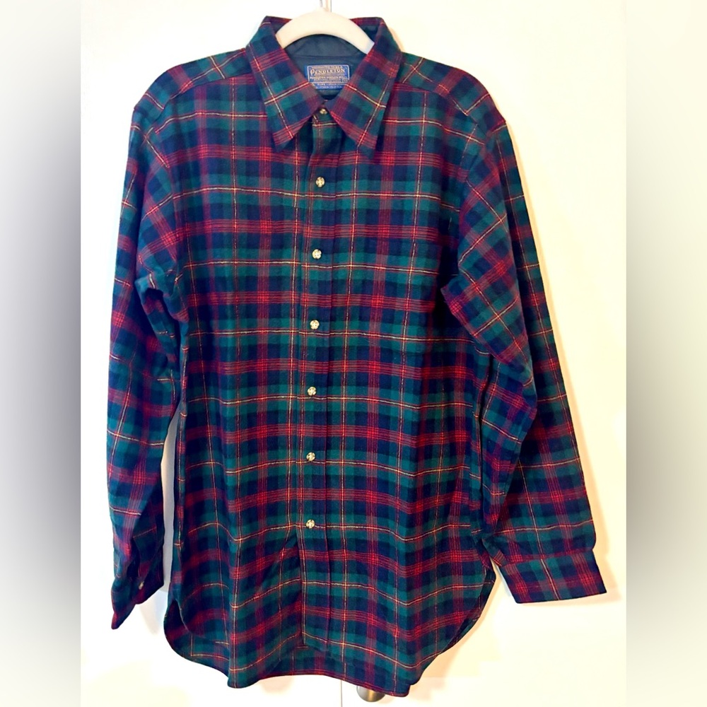 Vtg Pendleton 100% Virgin Wool Lodge Shirt Mens M Black Watch Plaid USA Made
